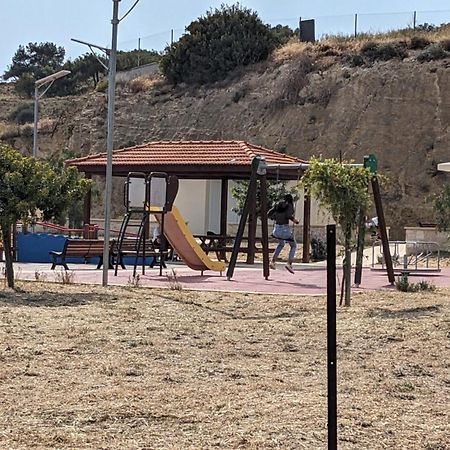 Spacious Contemporary Apartment Pissouri Esterno foto