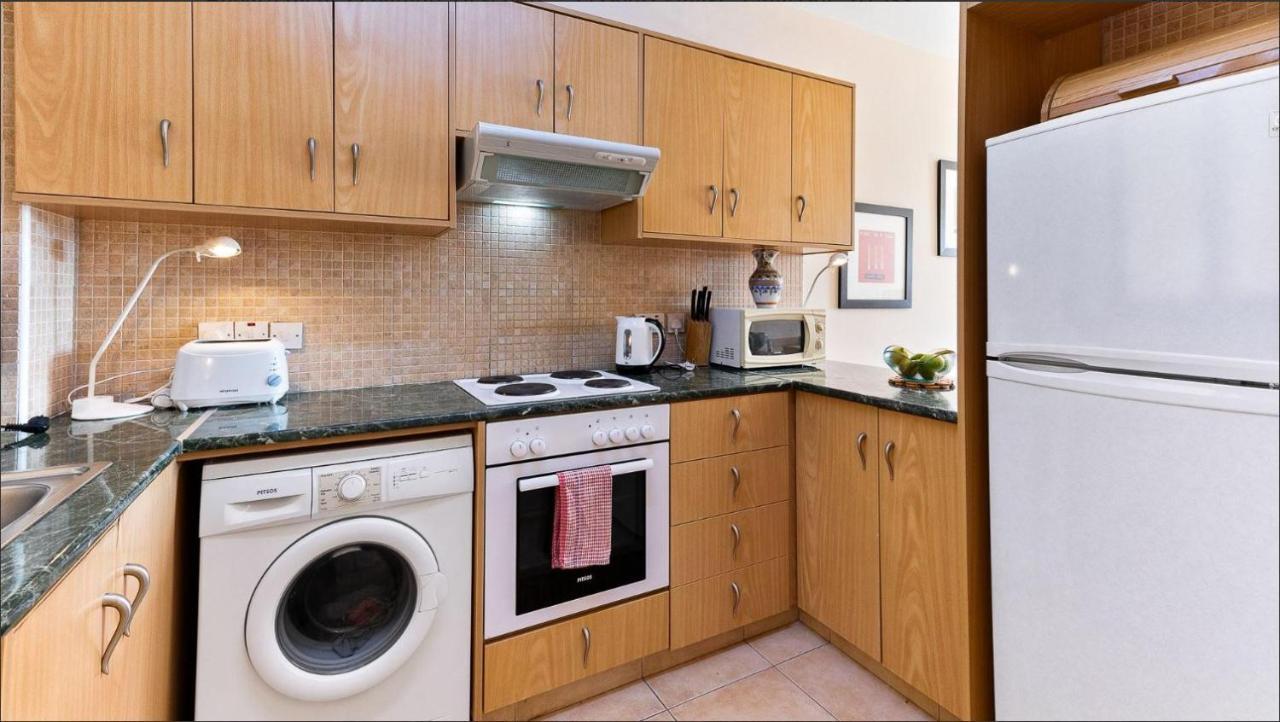 Spacious Contemporary Apartment Pissouri Esterno foto