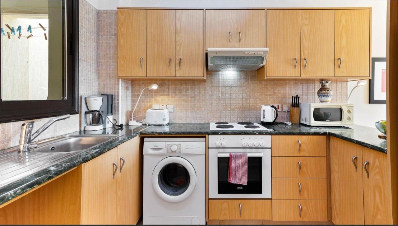 Spacious Contemporary Apartment Pissouri Esterno foto