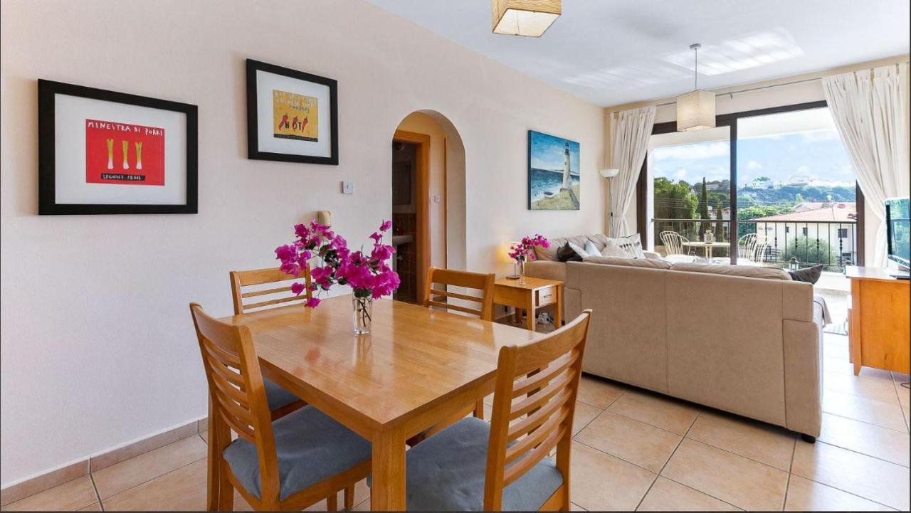 Spacious Contemporary Apartment Pissouri Esterno foto